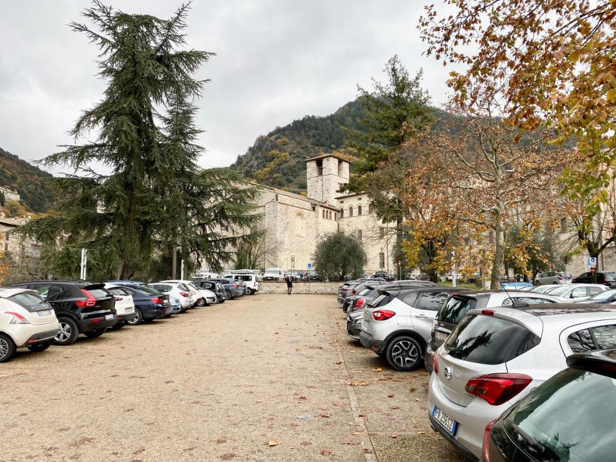 Ferienwohnung Red House Gubbio Exterior foto
